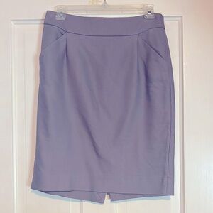 Elegant Women's Skirt - lavender